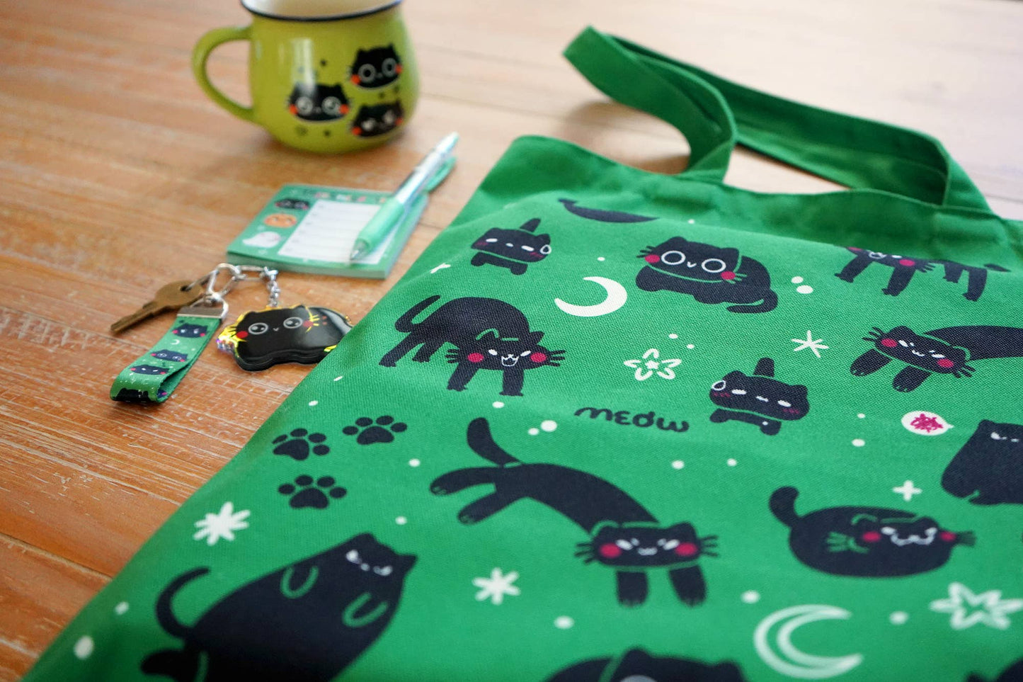 Cats! Tote Bag